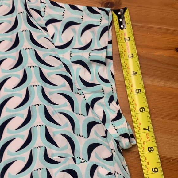 Stylus Light Weight Office Summer Top, Keyhole Back Closure w Fabric Button - Picture 7 of 13